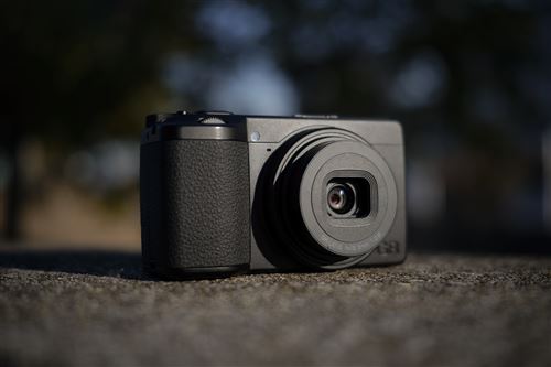 RICOH GR IV Monochrome – Premium APS-C Kompaktkamera til Sort/Hvid Fotografi