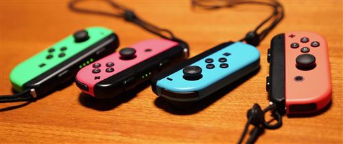 Nintendo Switch – Den hybride spillekonsol til gaming hjemme og på farten