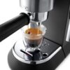 De’Longhi Dedica Espressomaskine – Professionel Espresso i Kompakt Design