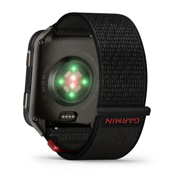 Et slankt og let smartur med GPS, en ultralyse 2″ AMOLED-skærm og avancerede funktioner til træning og sundhed.